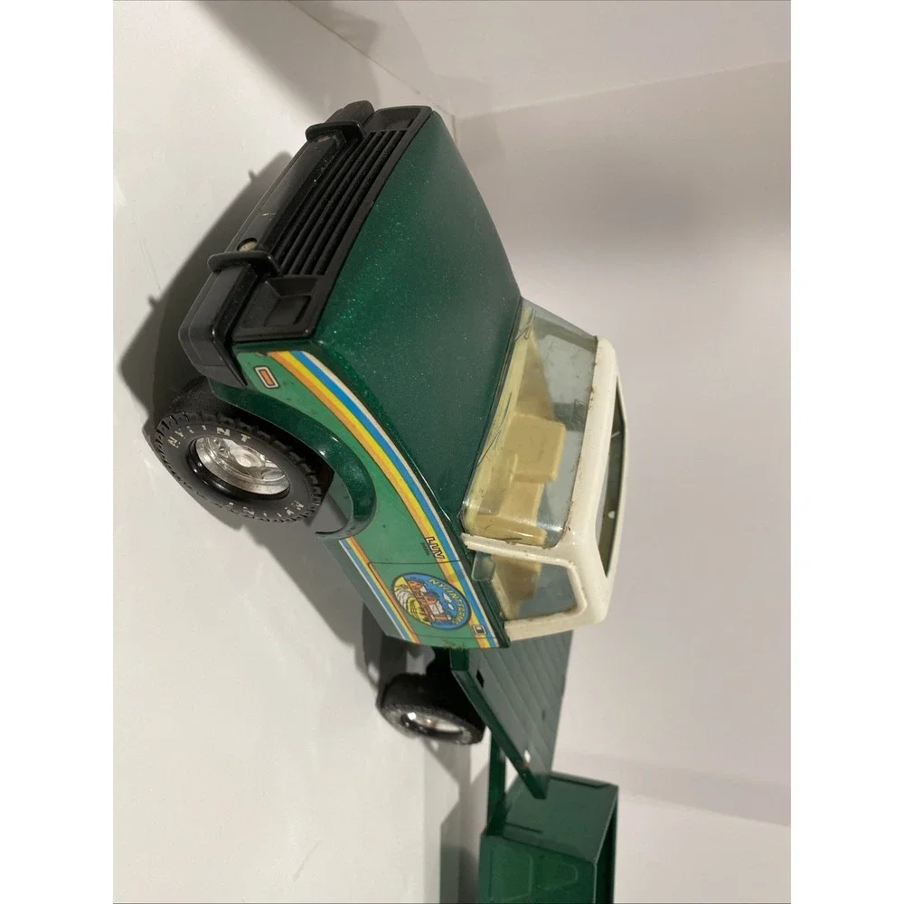 Vintage Nylint farms LUV pressed steel stake side flatbed pickup truck & trailer